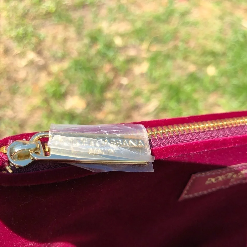DOLCE & GABBANA Cosmetic Bag. NWOT.